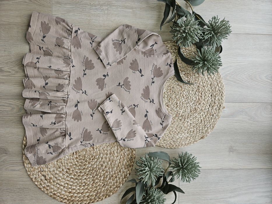 Sukienka dresówka Sinsay r.110cm