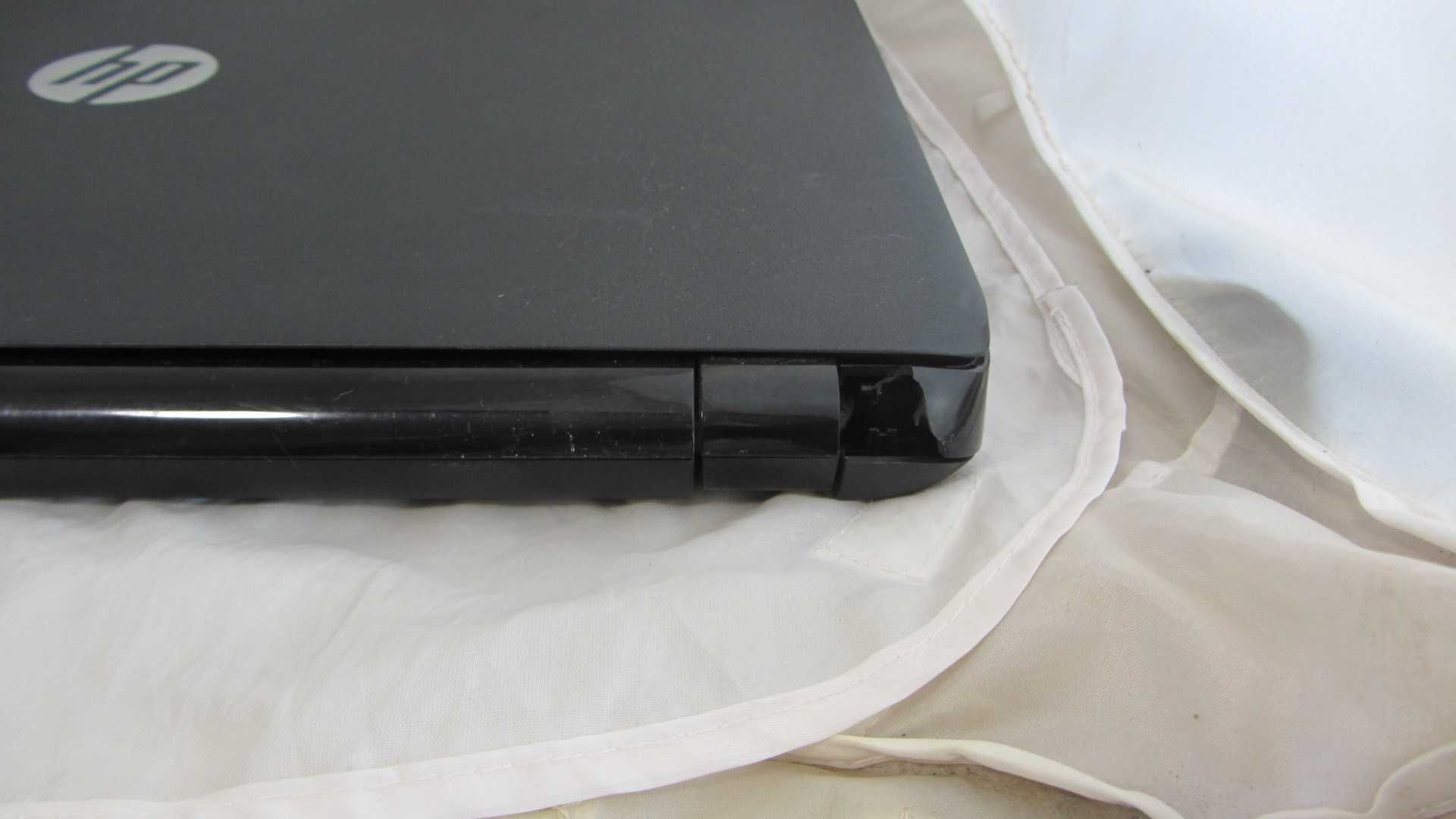 Ноутбук HP 255 G3 AMD E1 8Gb/240Gb SSD