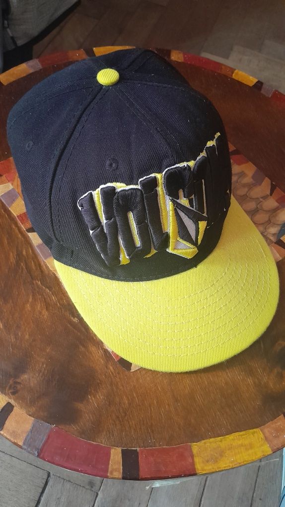 Кепка Volkom Snapback 56-60 см.