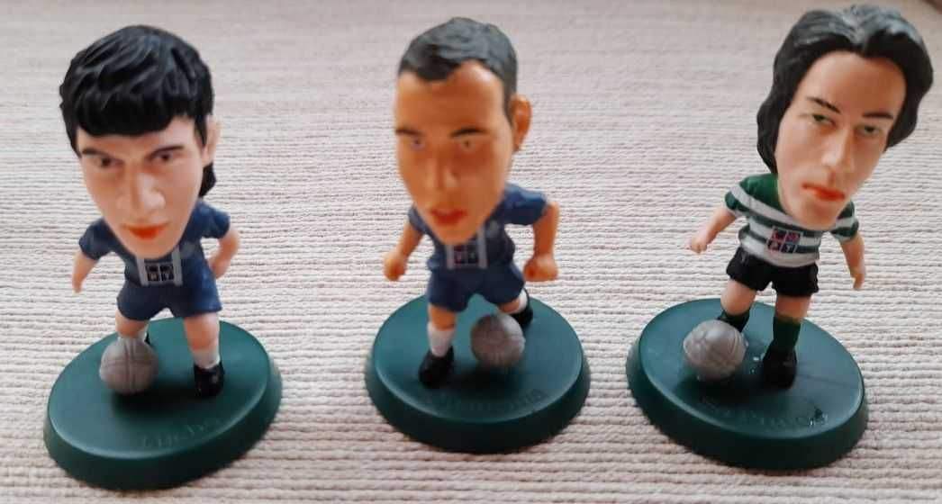 Coleção de 7 bonecos miniatura de jogadores de futebol