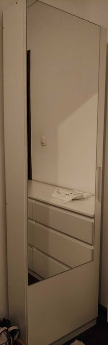 Sapateira com espelho