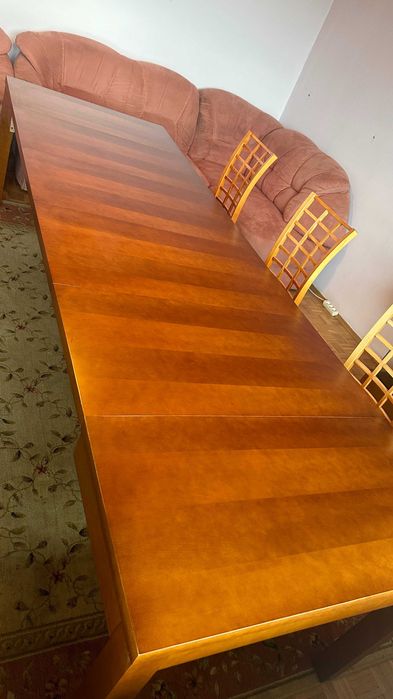 Stół rozkładany 295/95x95 i 4 krzesła