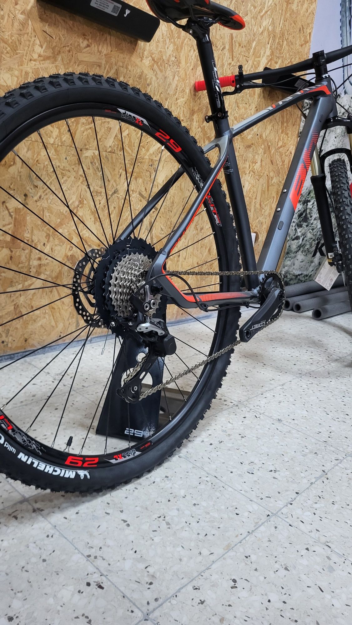 rower BH Expert MTB r. M