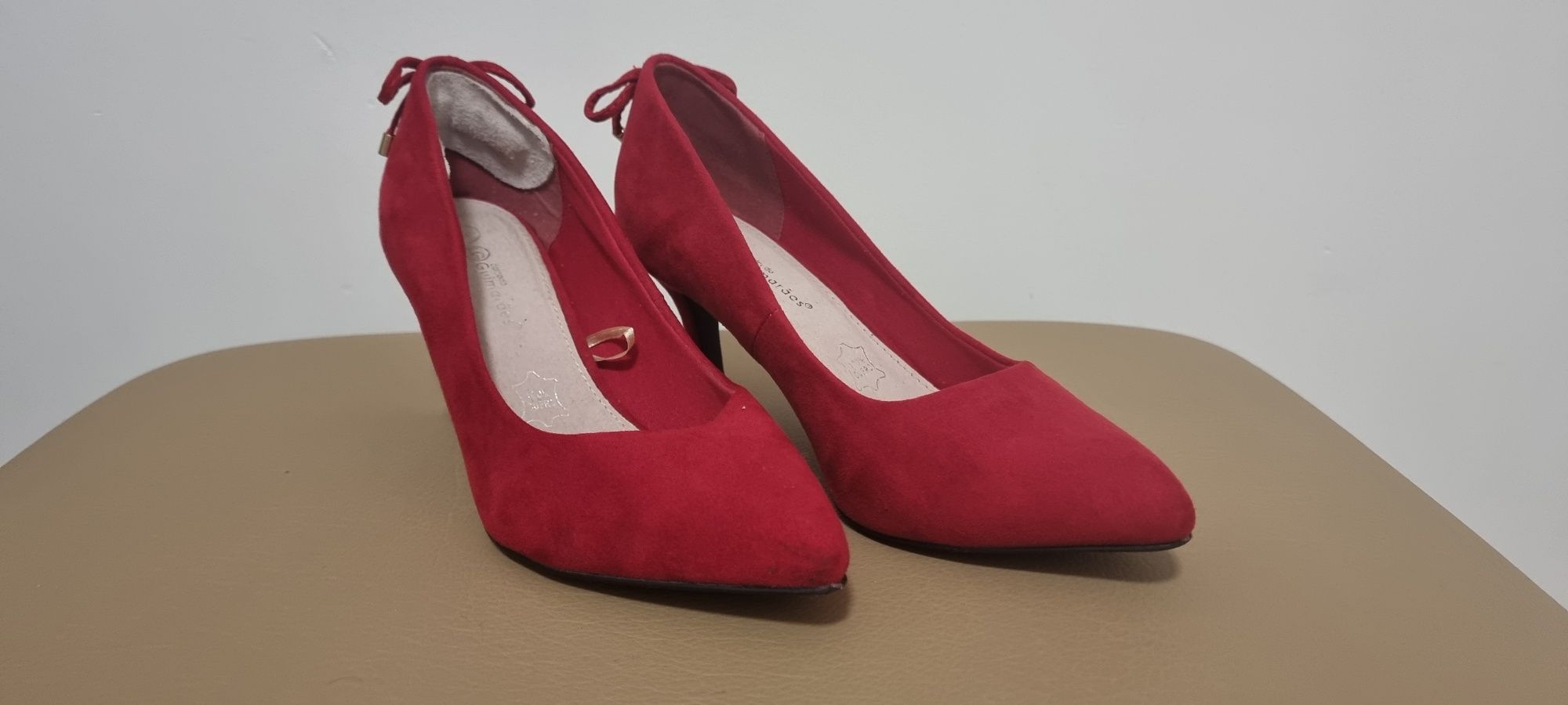 Sapato stileto Vermelho - Tam. 36