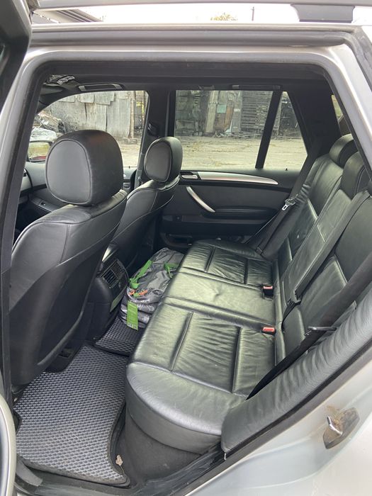 Продам BMW X5 E53