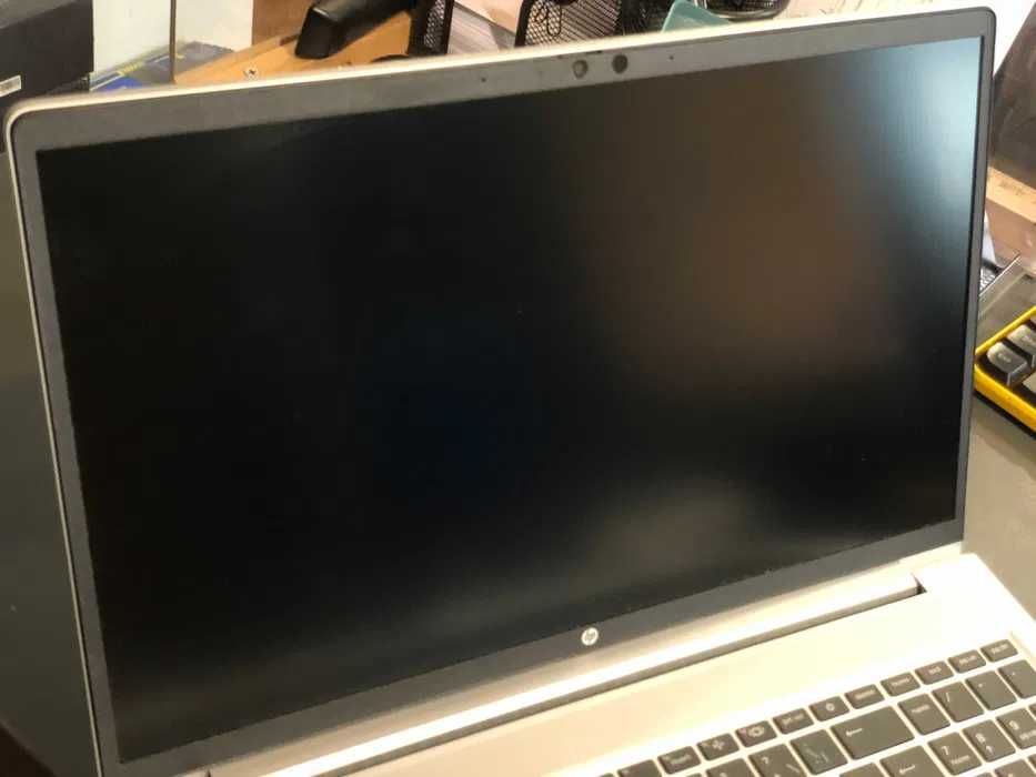 Laptop HP ProBook 450 G8 15,6" i3-1125G4 8GB RAM 256GB SSD Win10 Pro