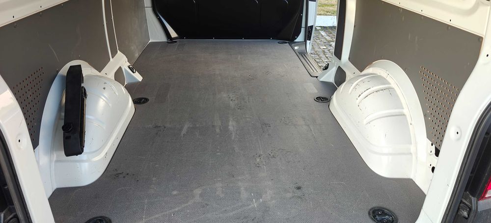 Volkswagen Transporter 2022 електро 10тис пробігу