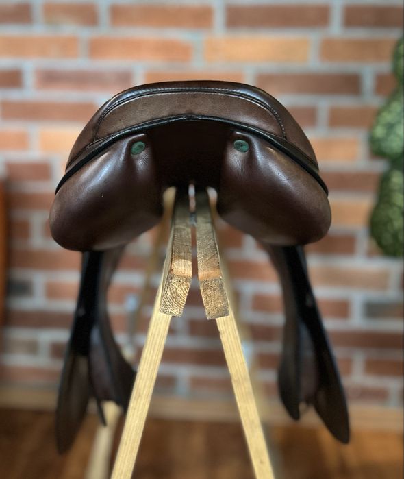 Siodlo skokowe Equipe Emporio