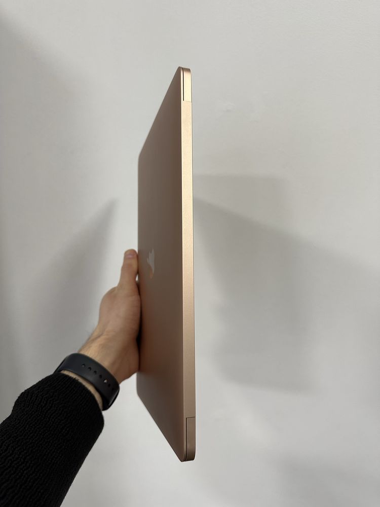 MacBook Air 13 M1 A2337 Gold