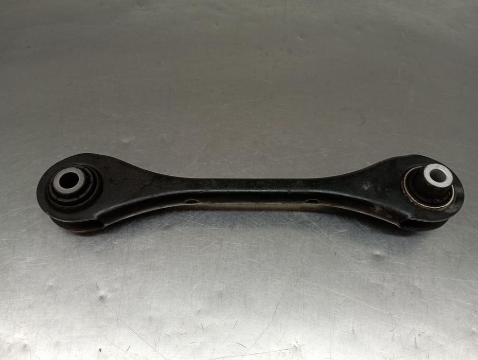 Braço de suspensão trás esquerdo AUDI A3 Sportback (8YA)