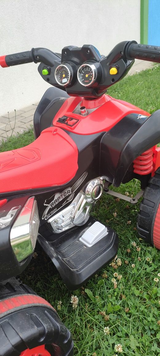Quad pojazd dla dzieci.