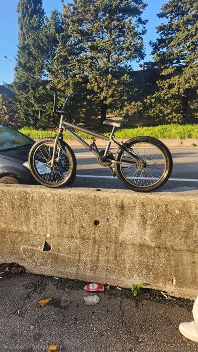 Bicicleta BMX para freestyle