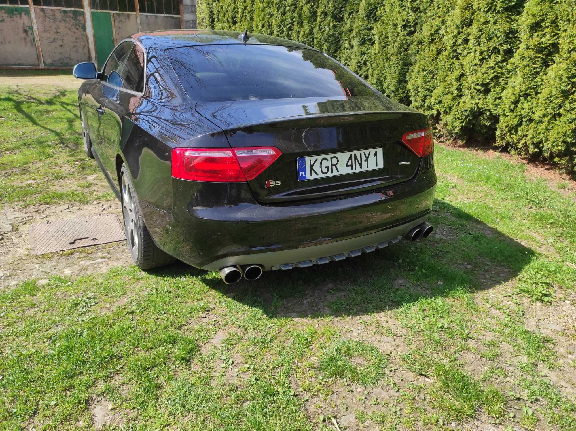 Audi  S5  Quattro  V8