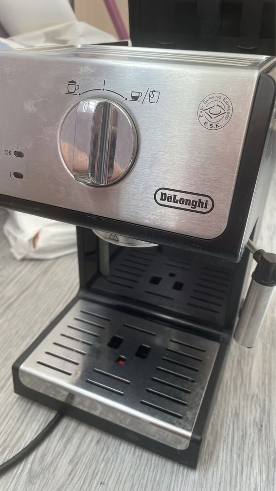 Кофемашина DeLonghi active line