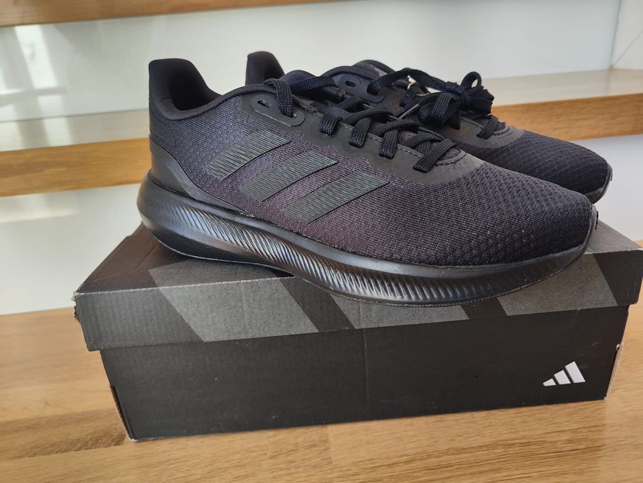 Adidas do biegania jogi tenisa nowe czarne 39 oryginalne nie używane