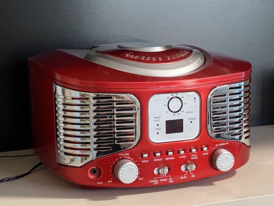 Radio, odtwarzacz CD w stylu vintage