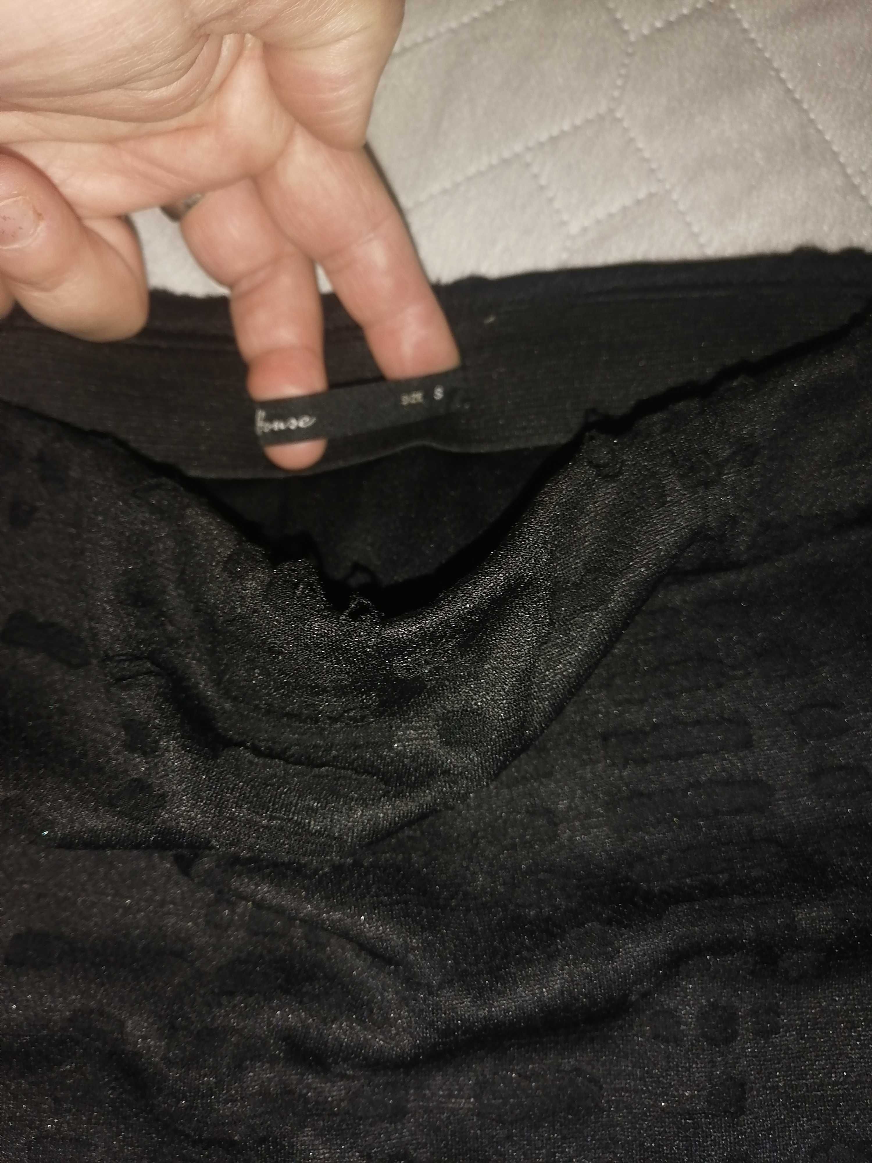 Spódnica czarna w gumkę House