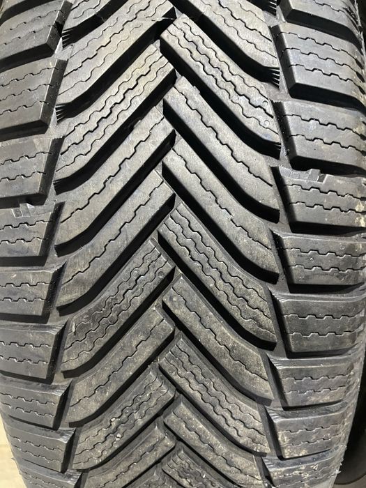 225/60 R16 Michelin Alpin-6. 2 шт.