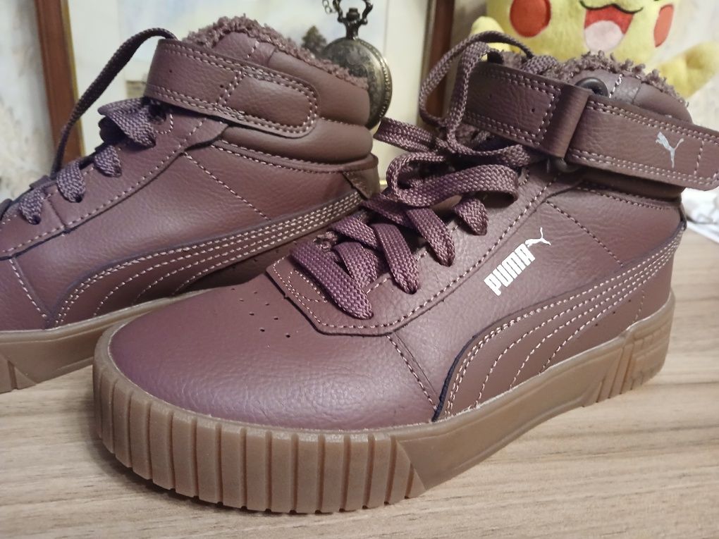 Кросівки жіночі PUMA