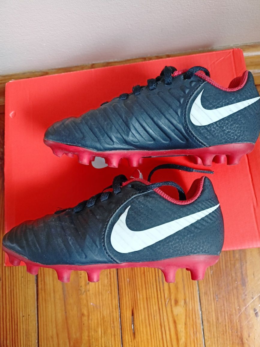Nike Tiempo Buty piłkarskie korki dla dziecka 3/5 lat r. 27,5