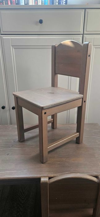 Stolil drewniany Ikea sundvik z krzesełkami