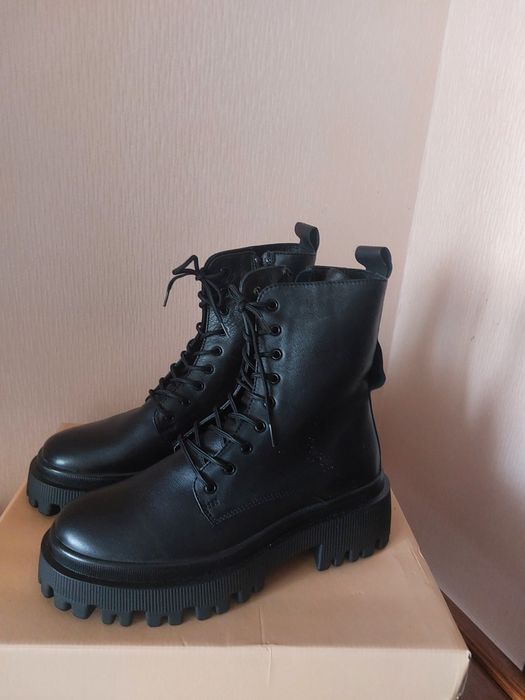 ESTRO Ботинки зимние 37 размер