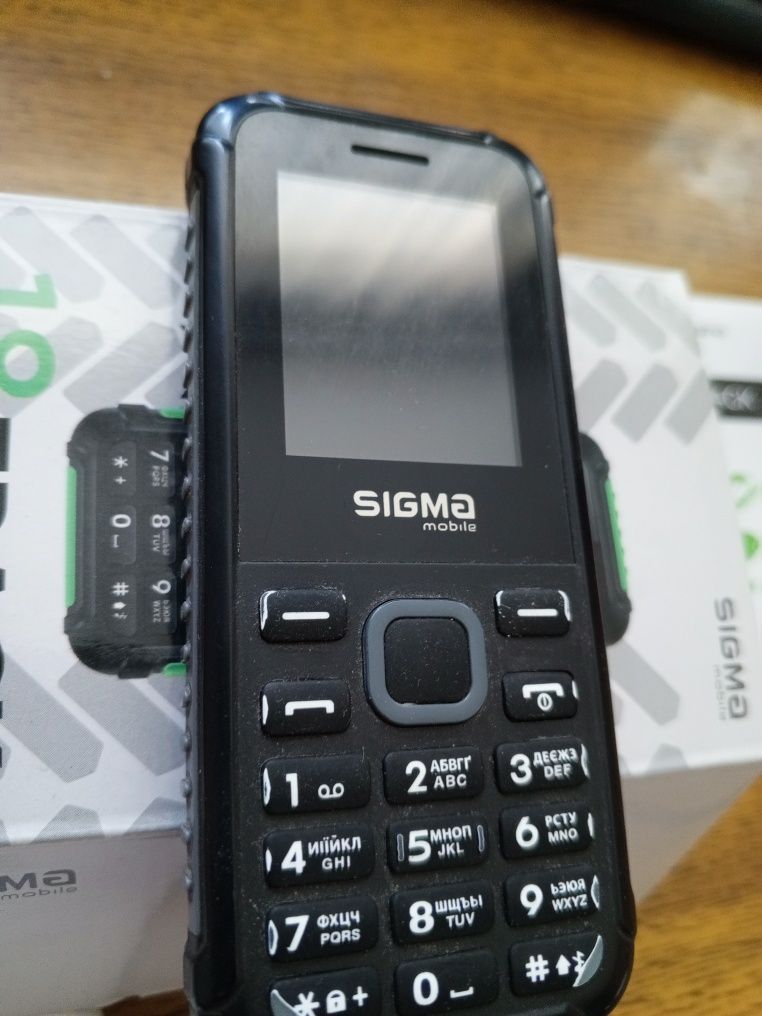 Телефон Sigma, немного поврежден экран