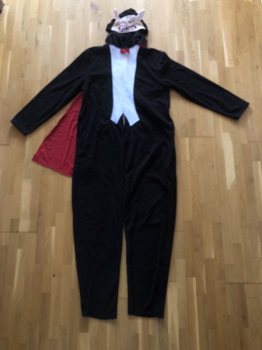 Вампір кігурумі кигуруми граф Дракула костюм на хеллоуін вампир футужа