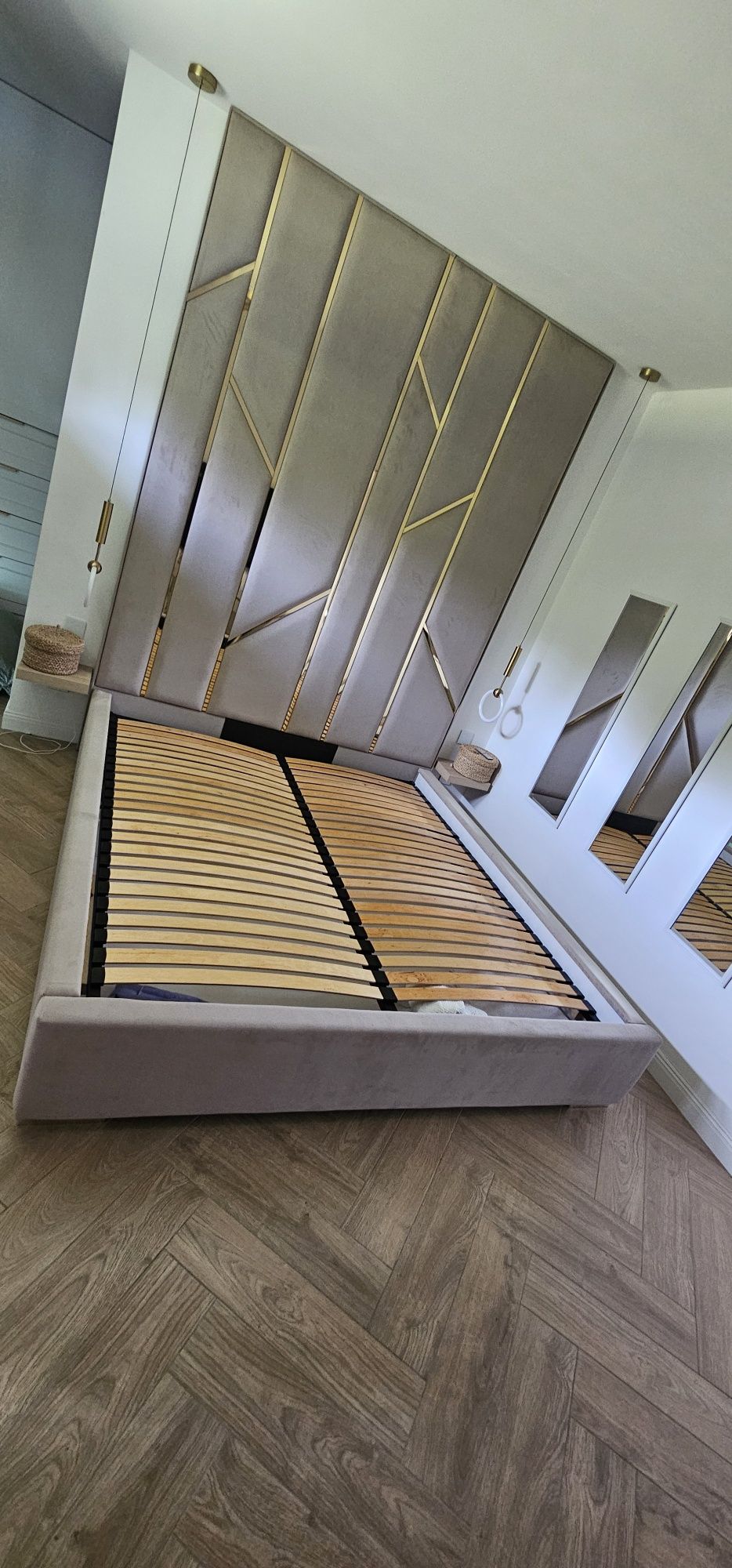 Nowe Piękne Łóżko 180x200 z panelem tapicerowanym -60%nowego Okazja!