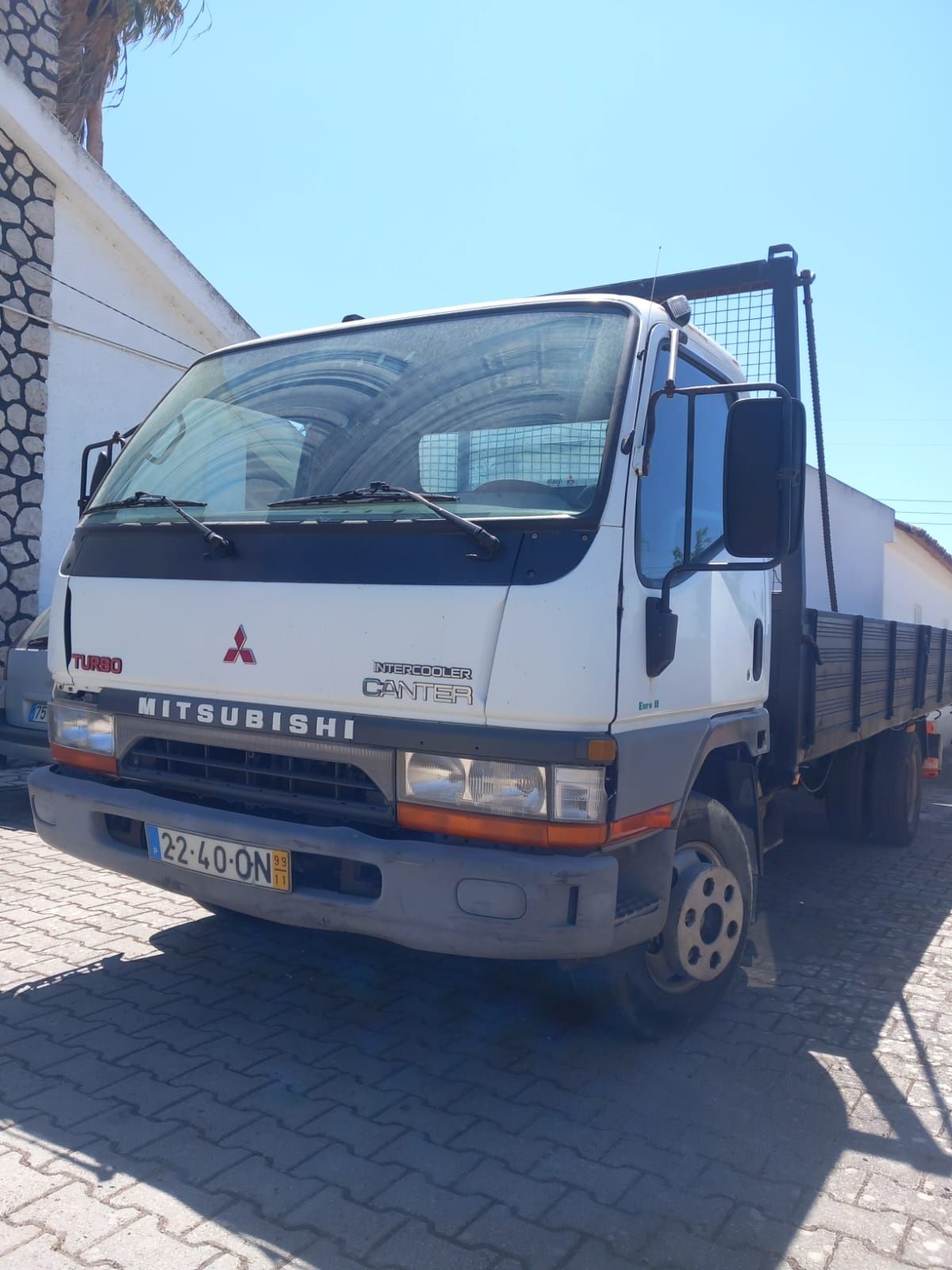 Mitsubishi Canter