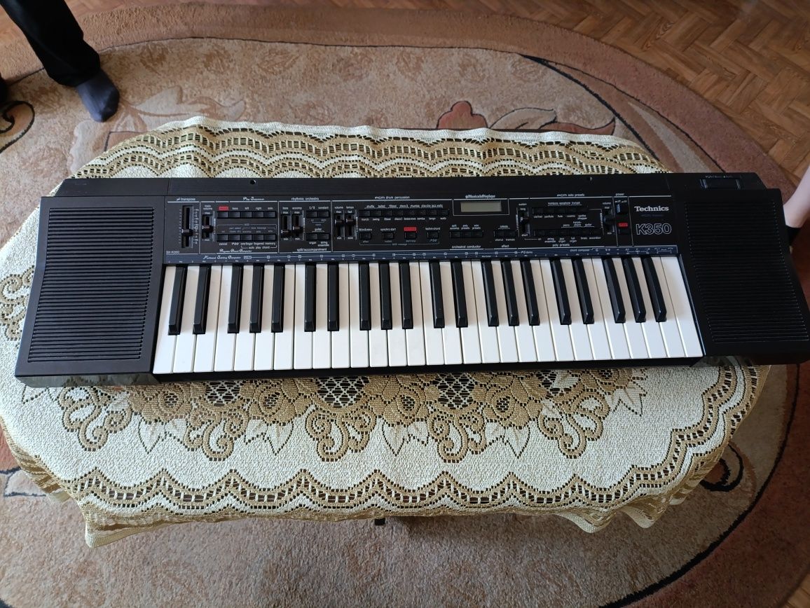 Keyboard Technics K350