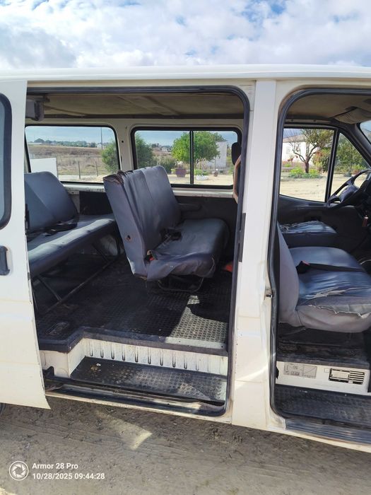 Ford Transit 9 lugares