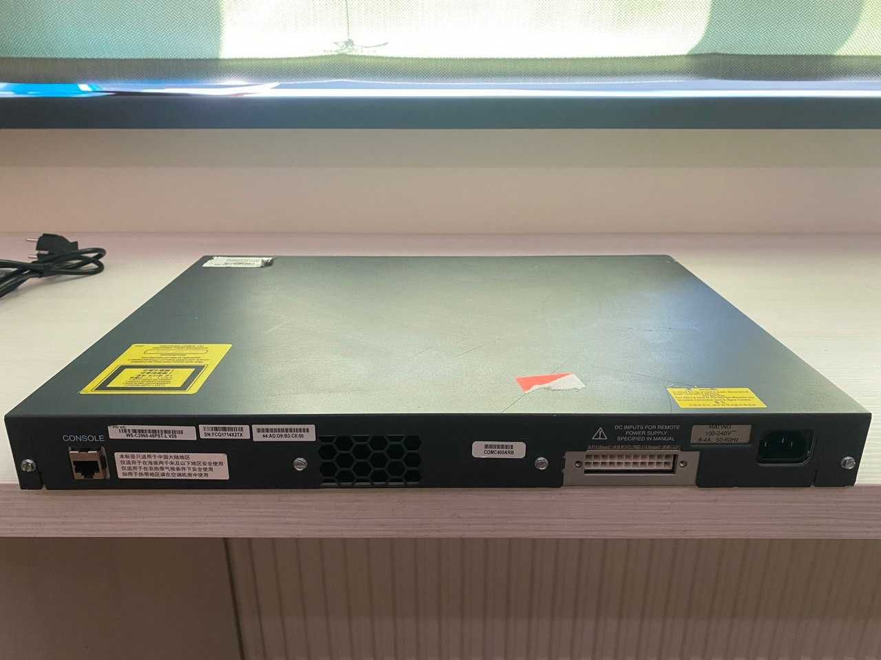 Мережевий комутатор (Свіч) Cisco Catalyst WS-C2960-48PST-L