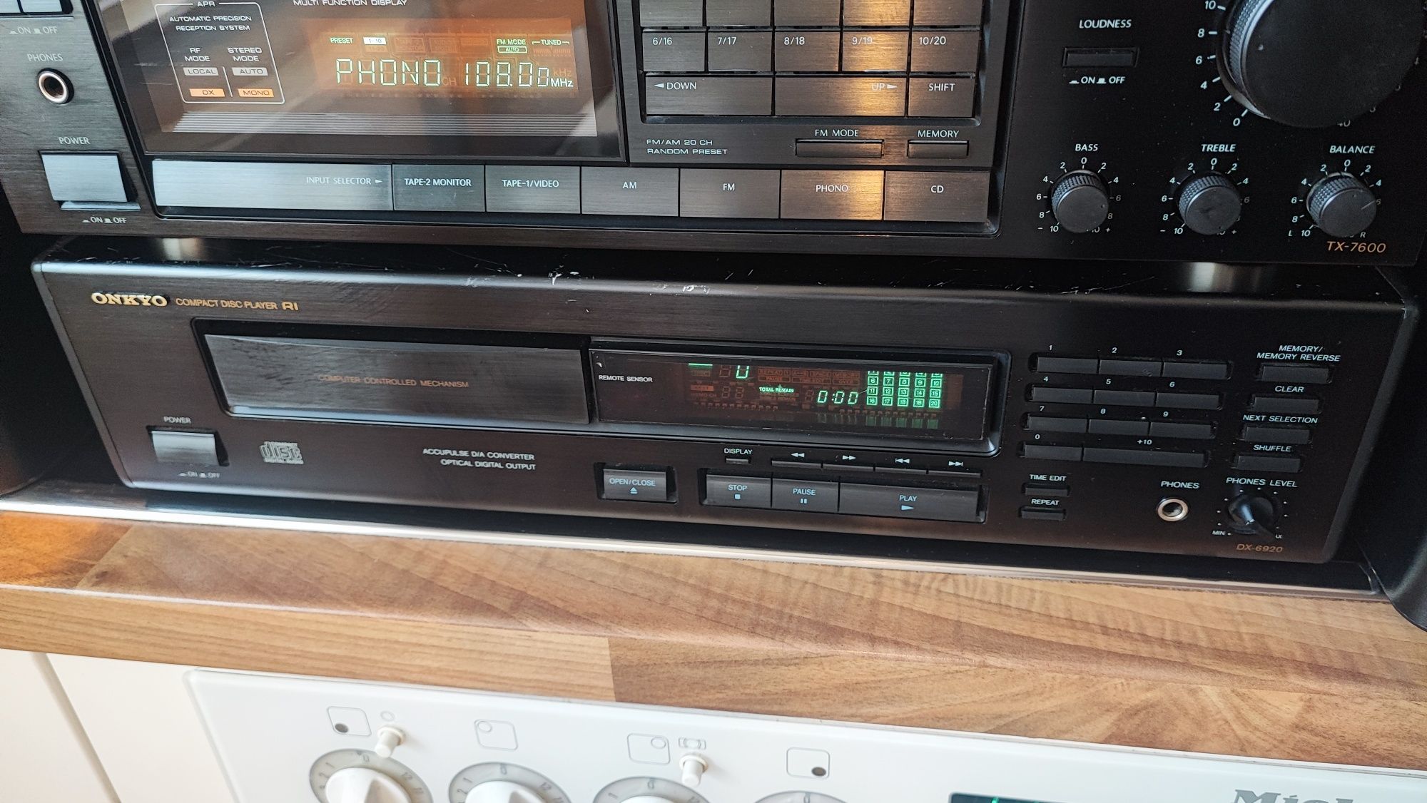 Wieża Onkyo plus kolumny