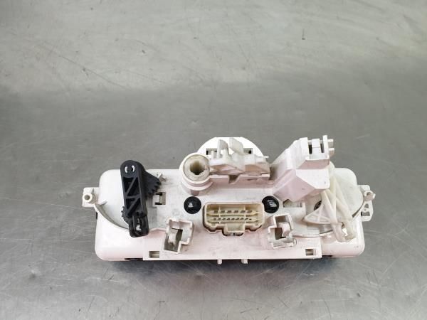 Comando chauffage / sofagem RENAULT Clio III (BR0/1, CR0/1)