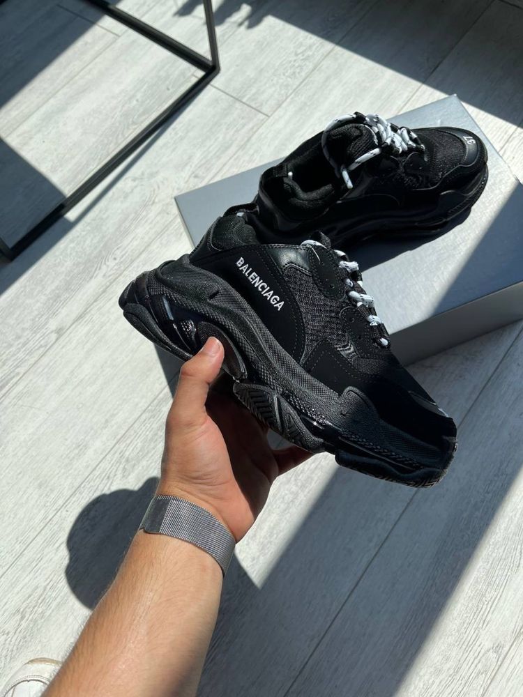 Кроссовки balenciaga triple s clear sole black 36-40