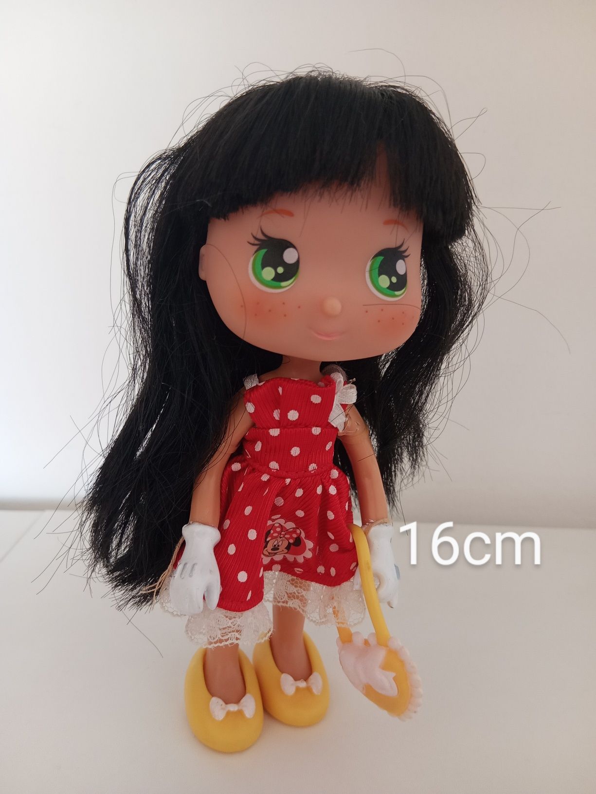 Brinquedo Boneca Minnie Famosa 16cm