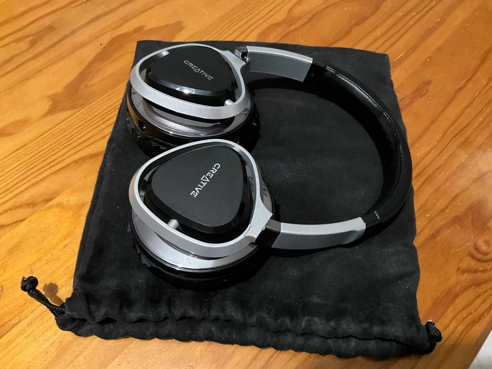 Headset Creative Aurvana Live!2 - Sem cabo AUX