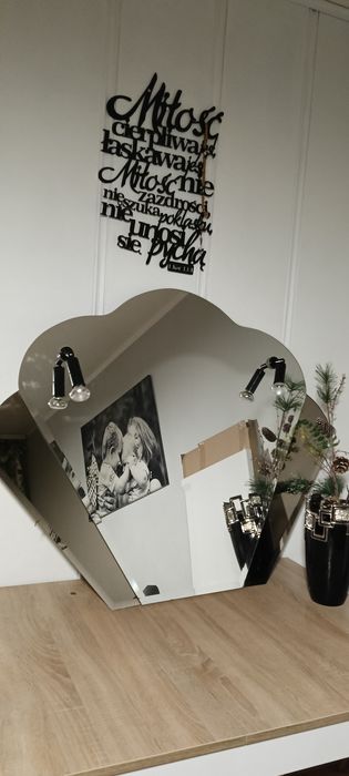 Lustro łazienkowe - muszla