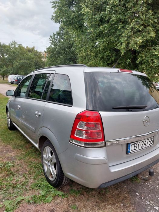Opel zafira 2010 1.7 dtj 7 osób