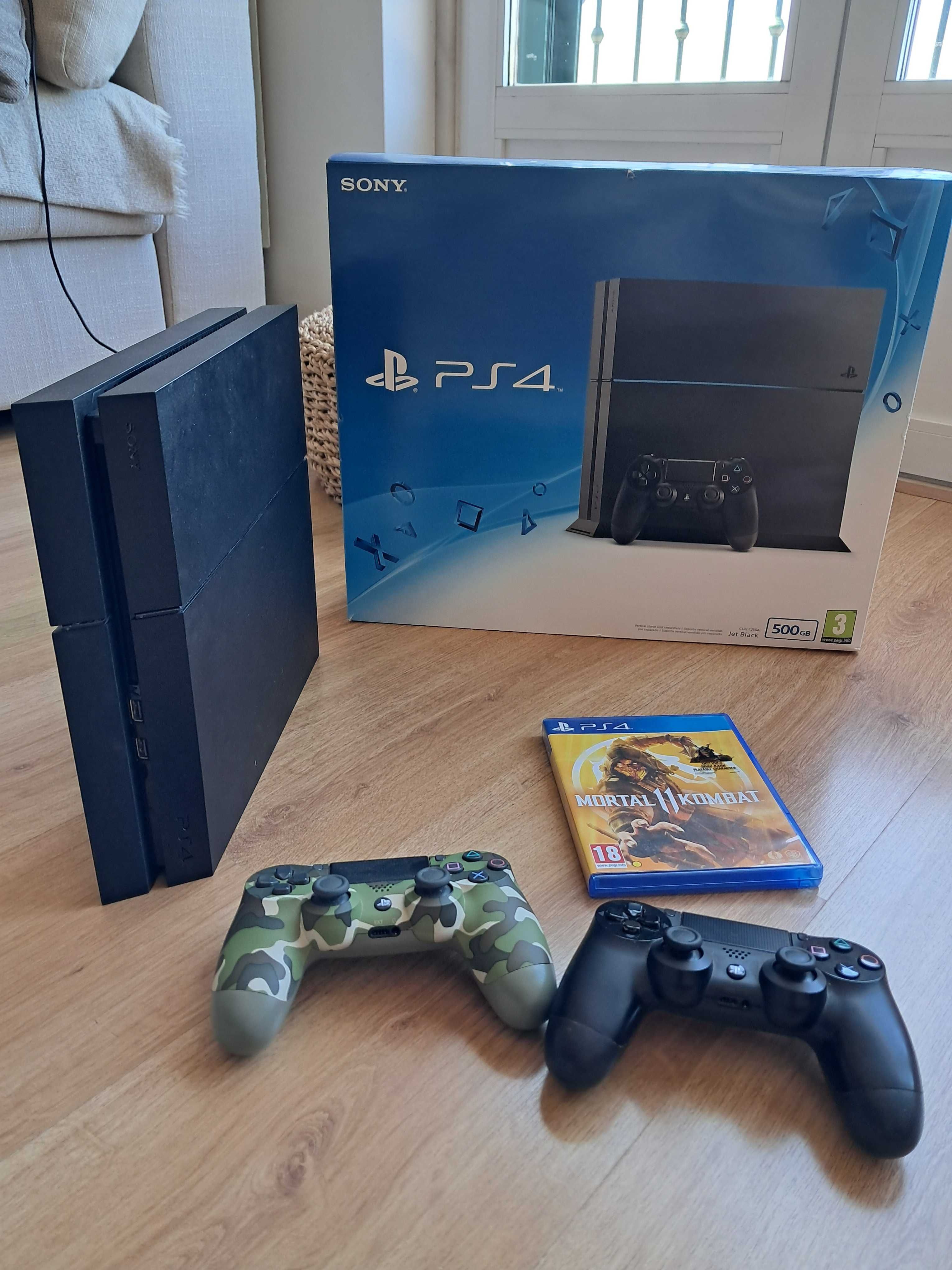 PS4 500GB Preta + 2 Comandos + Jogo