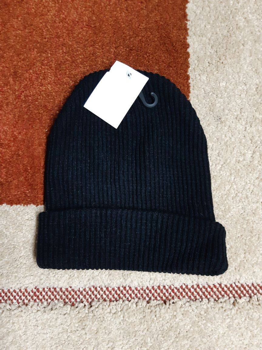 Conjunto, cachecol, luvas e gorro grossos