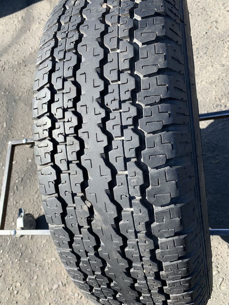 Шина 1 шт 245/70 R16 Bridgestone  8 мм 245 70 16