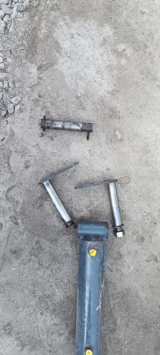 Продам гідроциліндр