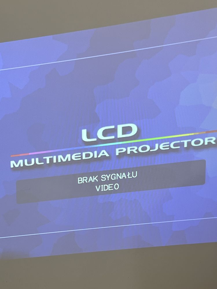 Projektor hitachi CP-RS55