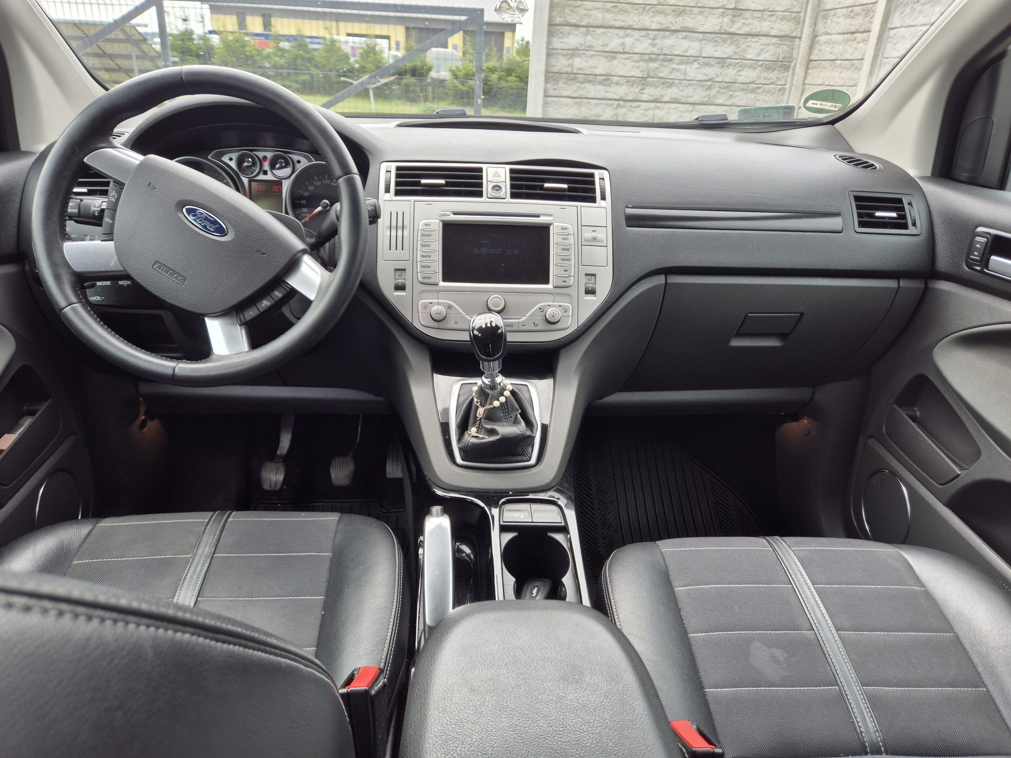 Ford Kuga 2.0 TDCi 140 KM Titanium