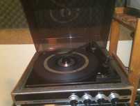 Gira Discos Antigo - WYE