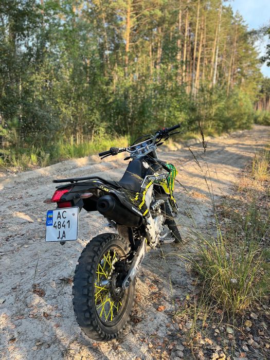 Продам лось 300 !