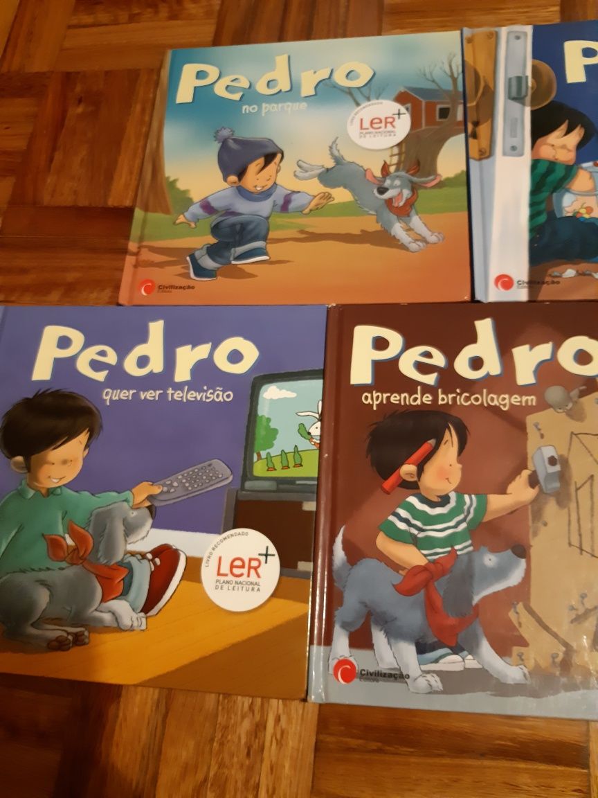 Livros do Pedro.