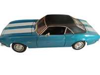 Модель машинка Maisto 1:18 Chevrolet Corvette